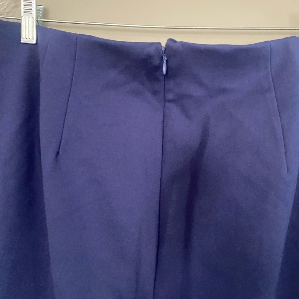 Pencil skirt - Picture 2 of 4